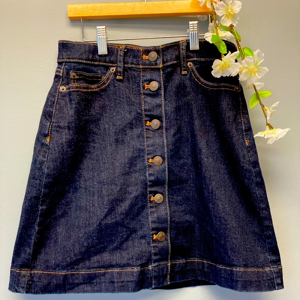 Gap Women’s Skirt Denim Mini Button-Front Dark Wash Size 25 [t]